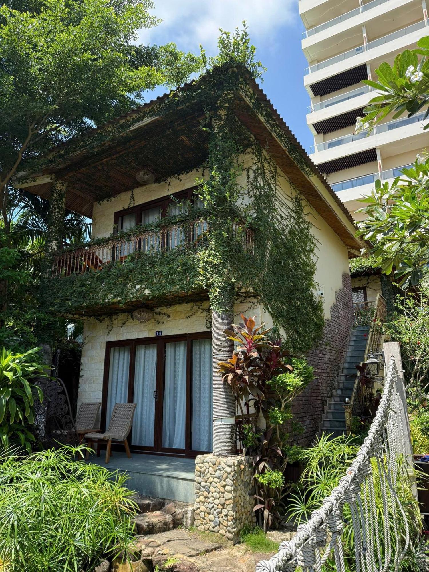 Coral Bay 3* Phú Quốc